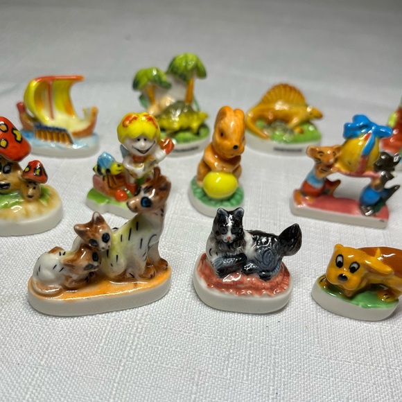 French FEVE figurines, porcelain. King Cakes. Collectibles. Vintage hand-painted - Picture 2 of 7